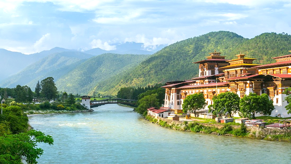 Tu viện Punakha Dzong, một trong những tu viện lớn nhất châu Á, ở Punakha, Bhutan.  Ảnh: Shutterstock