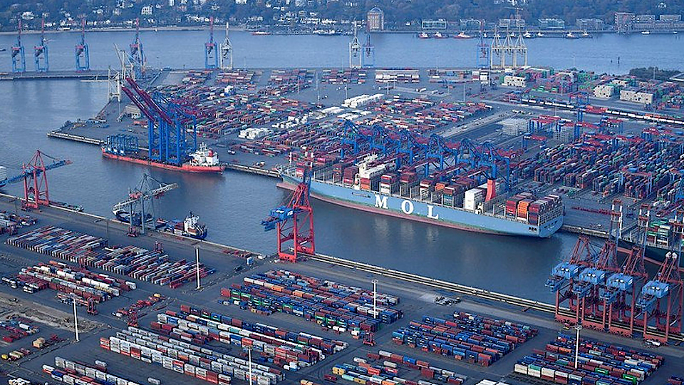 Quang cảnh cảng container ở cảng Hamburg, Đức. (Ảnh minh họa: Reuters)